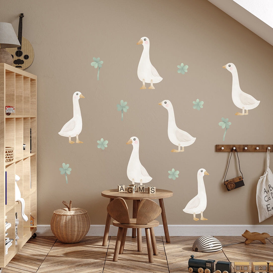 wall sticker geese / wall decal geese / wall sticker with geese